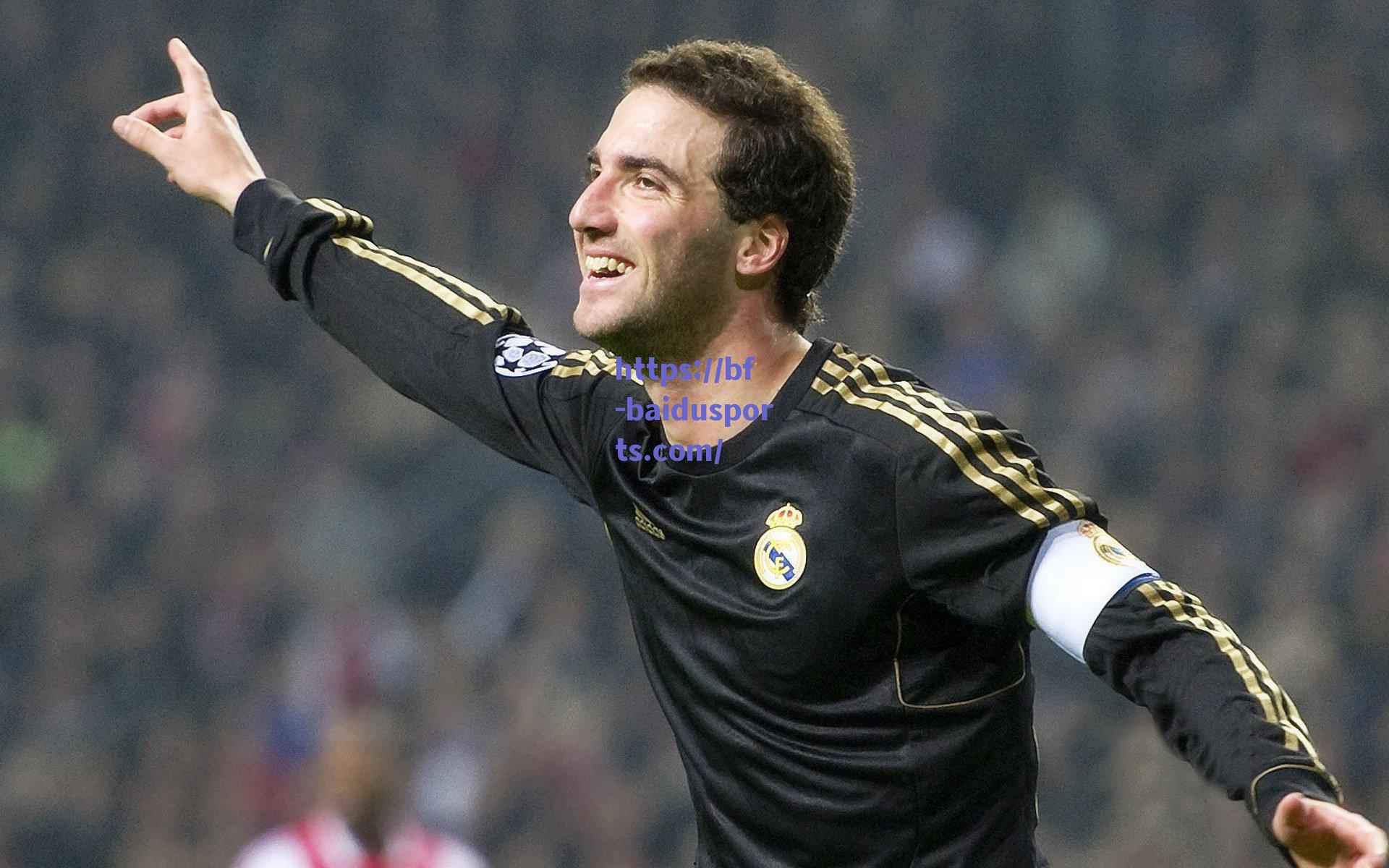 中国女重世界杯团体摘银 奥运资格近在眼前