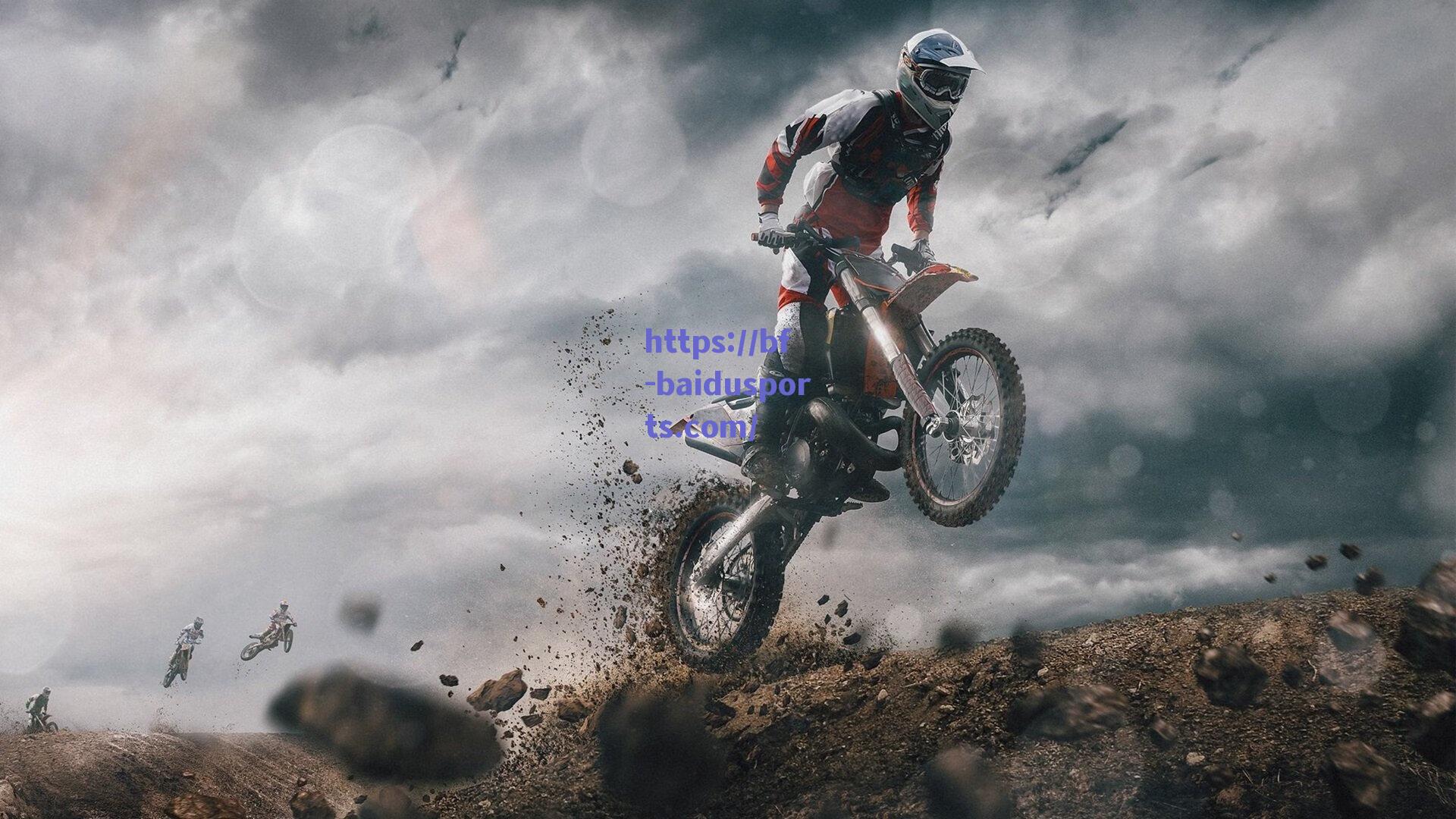 英超惊天冷门，狼队角球战术奏效，B费染红曼联客场0比2溃败